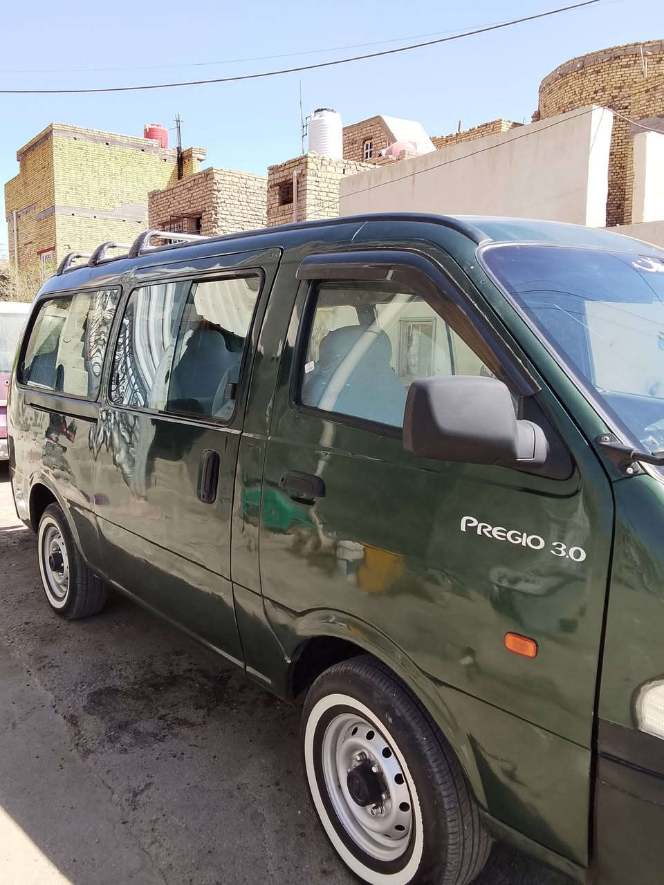 سلام عليكم كيا بريجو للبيع موديل 98 رقم بغداد الماني مكينة وكير وحدادية كفالة مصبوغة عام للجمالية مكان السيارة ذي قار وسعرها 75 وبيها مجال وهذا رقمي ***********

