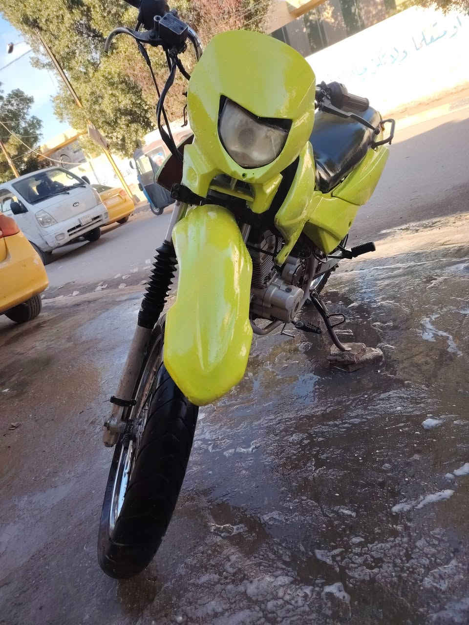 السلام عليكم اخوان دراجه قفاز مديل 2014 للبيع الدراجه حلو الفصله شك الكاع بيها نواقص قليله المكان بغداد التفاصيل الرقم ***********
