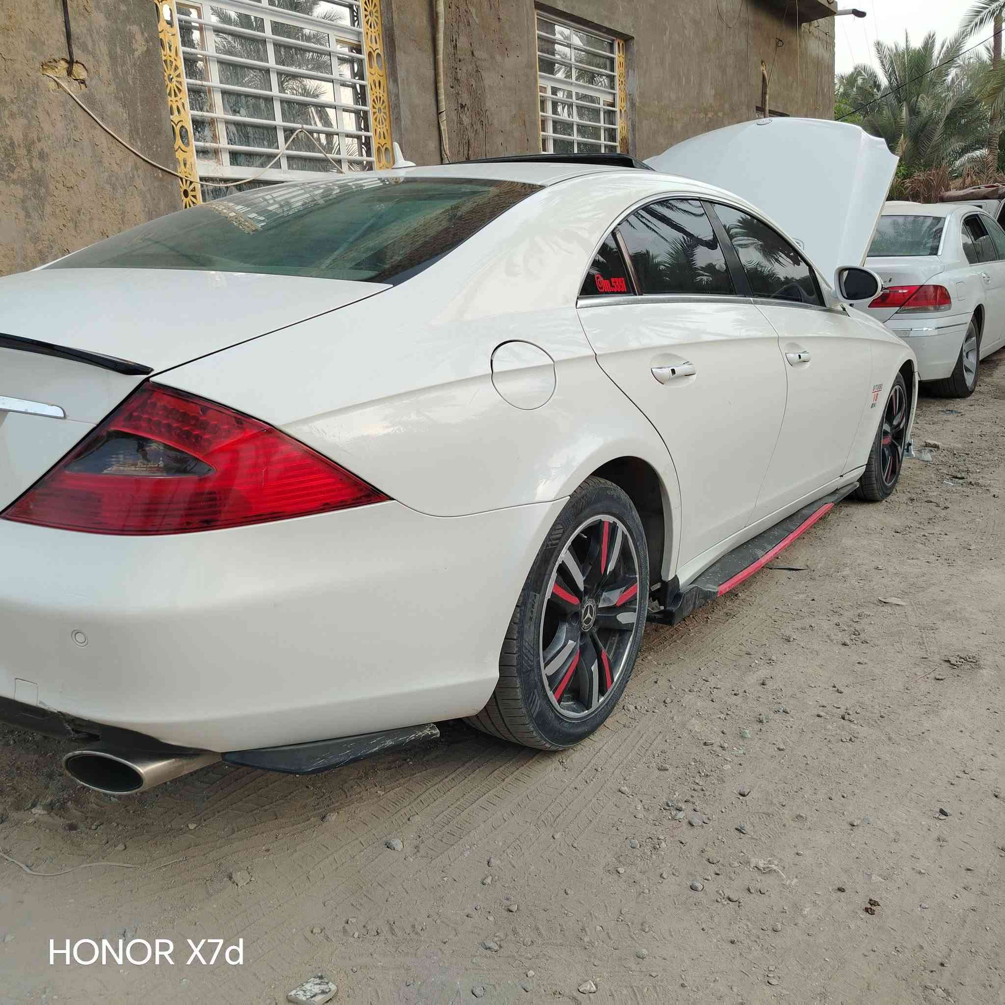 السلام عليكم للبيع او مراوس
مارسدس  بنز CLS350 وارد خليجي تبريد ثلج  ترايك  للبصره شرط ٢٤٠    محرك  ابو عقل مرغوب  قتصاديه كلش 

ثلاجه  كشنات خلفيه منفصل vip   تبريد خلفي امامي داخلي  عسلي    سياره جاهزه مالت طريق   قرار ١٠٢    باقي  بس كمرك  مسقط  الها  رقم سعر ٨٠$ مكاني  ديوانيه ***********
