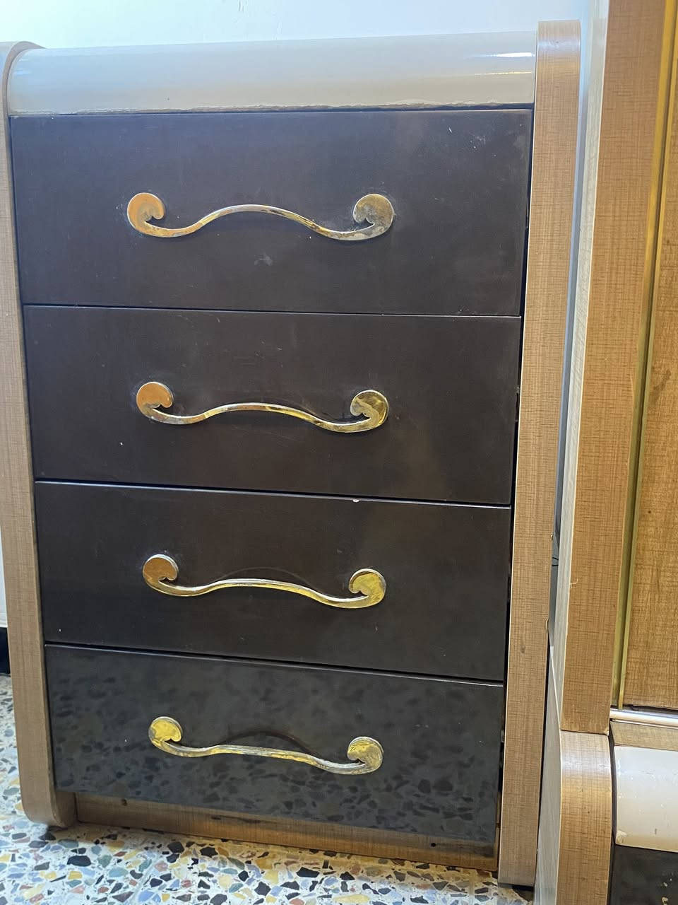 سلام عليكم غرفه9 قطع تركيا لبيع سعر. مليون وبيها مجال مكان بغداد حي عامل


**إذا كنت صاحب هذا الإعلان وتريد حذفه لأي سبب، رجاءا أرسل رسالة إلى الدعم الفني**