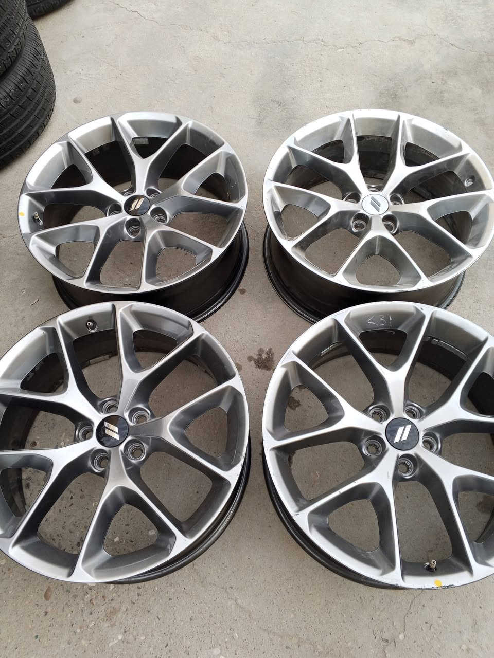 بيع ومراوس شعندك تعال خاص وتدلل 
***********
