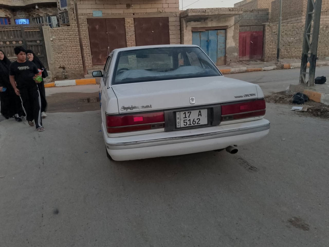 سيدان نضيفه مكينه وكير مكفولات صاحبه يمي تبريد وتدفئه ب62 وبيه مجال سوق الشيوخ ***********
