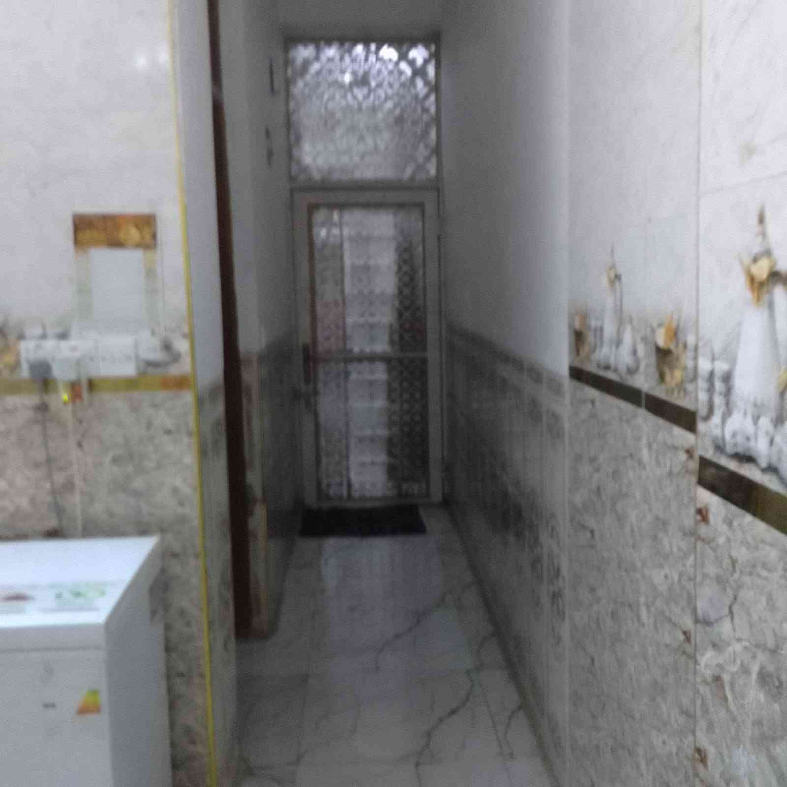 مشتمل للبيع المساحه 110الواجهه 5ونص والنزال 20طابو زراعي سند 25يحتوي على 👈👈👈 غرفة نوم وكلدور وصاله ومطبخ وصيحات العنوان 👈👈شارع 80مال كربلاء قرب القبه الذهبيه للاستفسار اكثر الاتصال 📞📞📞على الرقم التالي 🌹🌹***********🌹🌹🌹 اومراجعه مكتب مرتض التميمي للعقار🏫🏫 الواقع في شارع 80مال كربلاء تقاطع شارع الحسينيه
