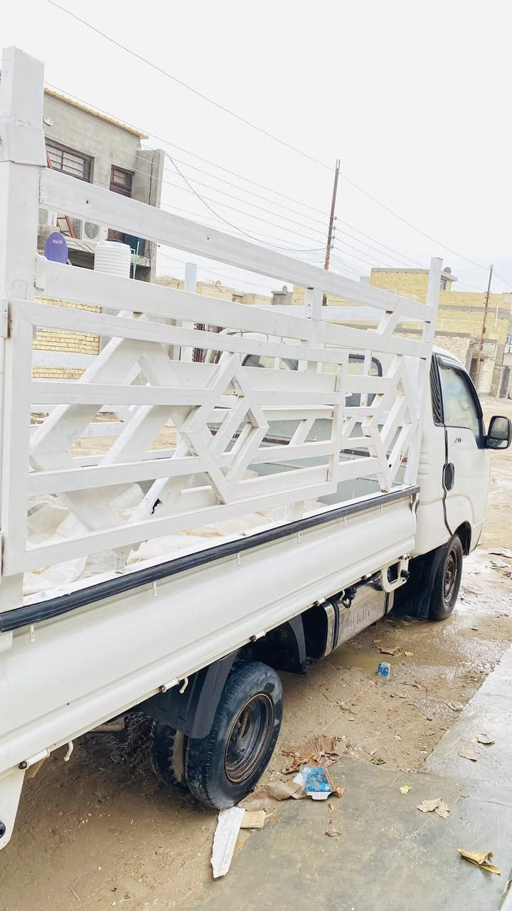 السلام عليكم 
كيه حمل للبيع موديل 2012 رقم بغداد سياره حلوه نضيفه 
تحويل ثاني يوم السعر 91 مكاني بغداد @ ***********
