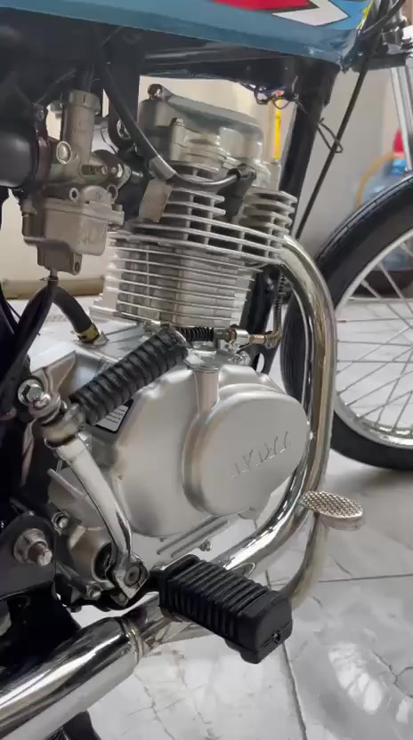 سلام عليكم شباب دراجه للبيع مكينه مامفتوح بيها برغي لسعر خاص


**إذا كنت صاحب هذا الإعلان وتريد حذفه لأي سبب، رجاءا أرسل رسالة إلى الدعم الفني**