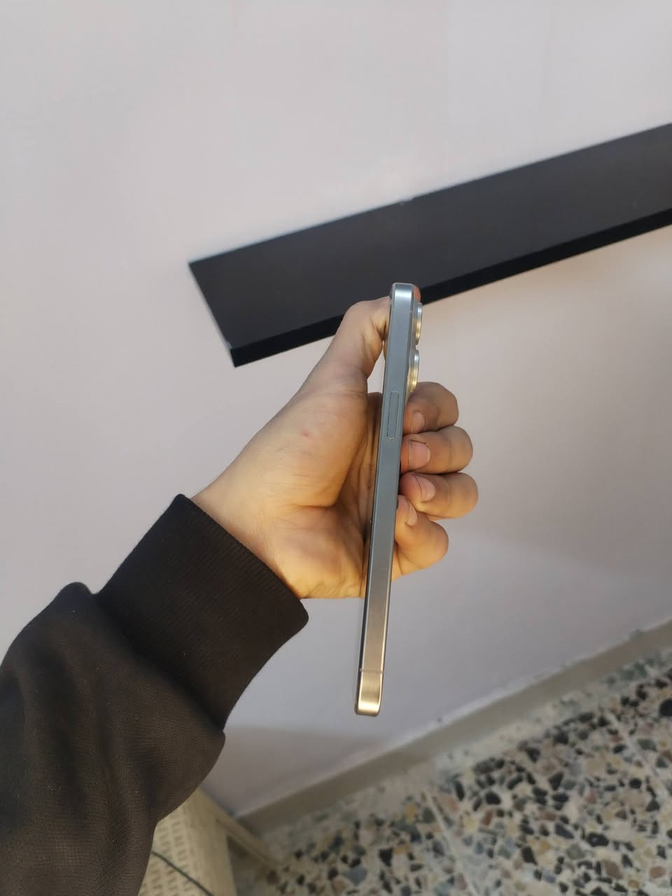 سلام عليكم
ايفون ١٥برو ماكس
الجهاز امانه نضيف كلش بس وكع من يدي حتركت شاشه وضهر نكسر وكشي مابي مبايل جديدد بكيت وكيبل وياه صارله شهرين من خلص الضمان مالته
بطاريته ٨٥
ذكره ٢٥٦
عنواني تقاطع درويش
رقمي ***********
رايده ب500 وبي مجال
