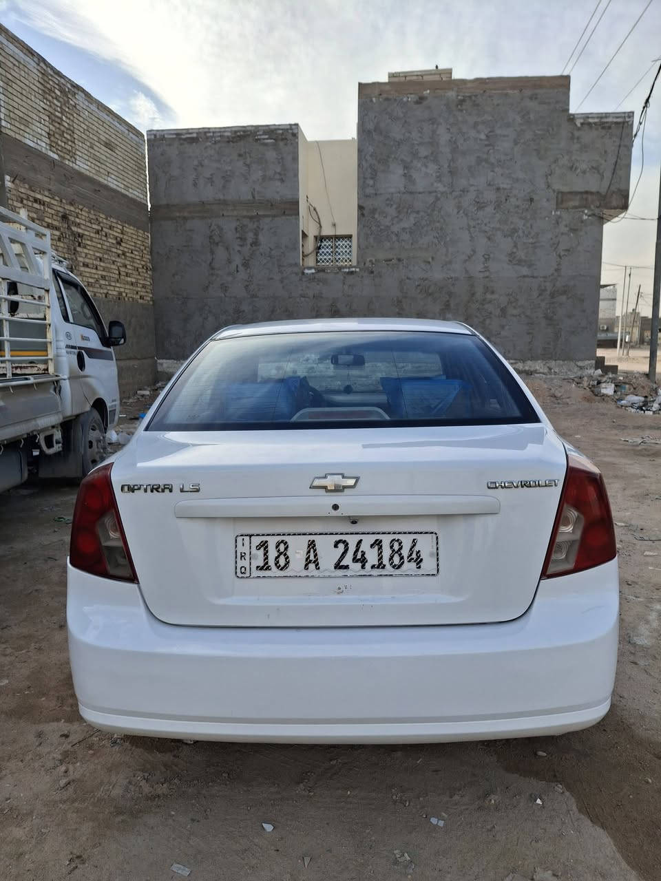 السلام عليكم اوبترا 2011سنويه جديده باسمي سياره وضع الشركه ٣قطع صبغ بدون دواخل مكان نجف السعر75مجال قليل ***********
