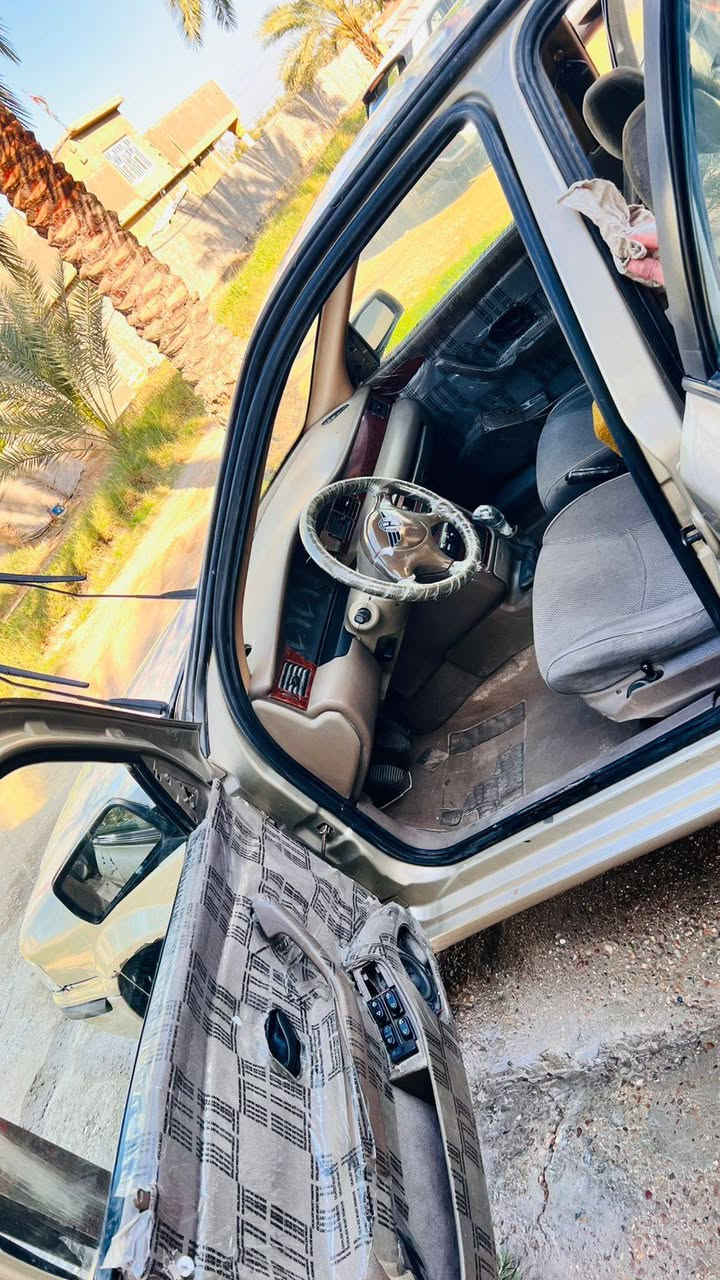 السلام عليكم سمند موديل 2006 
حداديه جديدة اتخم تاير نضيف تدفئه تبريد بس غاز مكينه بلاديه فرنسي مزاد وزارة الداخلية (سعر25) ***********
