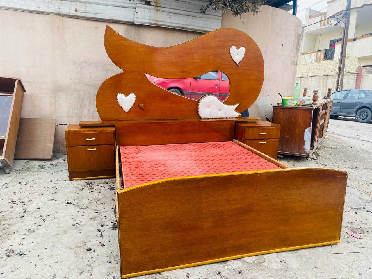 تخت وزاويه نظيفات حيل السعر ٨٠ للاستفسار *********** موصل, نينوى
