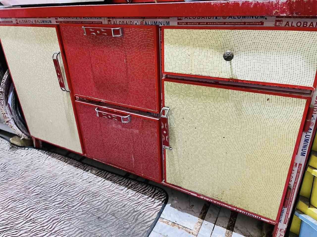 للبيع الشراي يتصل على رقم ***********
سعر تخم  ١٥٠
سعر الكاونتر ٨٠
