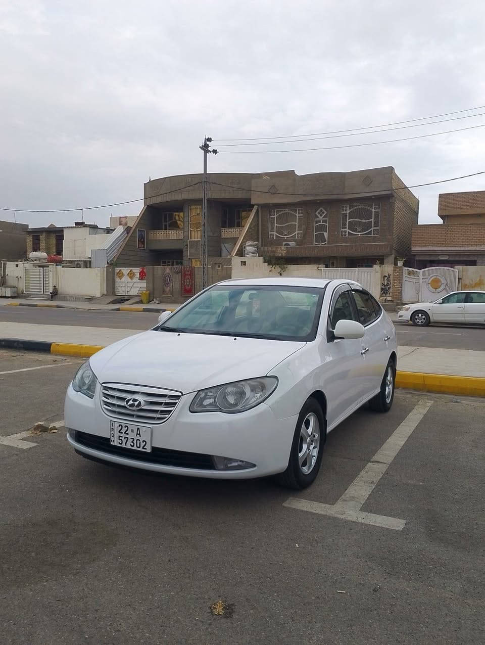 سلام عليكم الانترا للبيع 
موديل 2011 خليجي مكينه وكير جدد سيارا كلش حلوا صدر امامي خلفي سعرها 97 وبيها مجال  جديد رقم أربيل جديد سنويه ٢٠٣٠
سيارا بيها قطع صبغ ابيع حزام بدون دواخل ولا تكم ولا قمارا العنوان واسط عزيزيه رقم ***********
