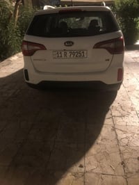 سورنتو خليجي فوول  بيهه باب مبدل واصلي مال شركه السعر 162 للاتصال 0771...