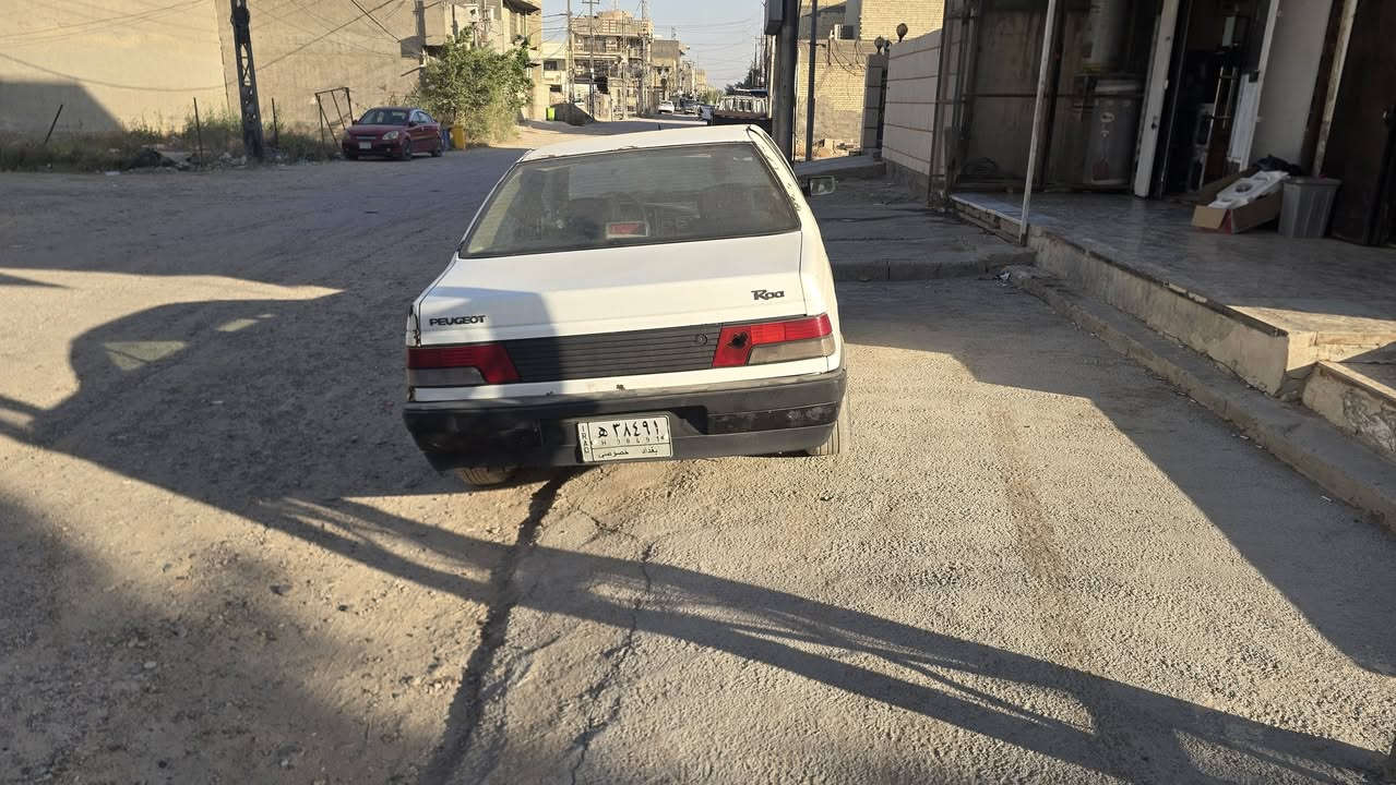 سلام عليكم بيجو روى 2009 كير محرك خير من الله التبريد بس الفان تخم تاير ويل كب جديد باتري جديد السعر ٢٠ وبي مجال الاستفسار ***********
