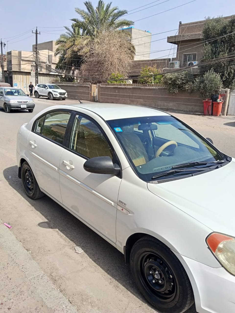 السلام عليكم  
اكسنت٢٠١٠    مكينه ١٦٠٠   المرغوب  
سياره  مكفوله   من كلشي  برغي  مامفتوح بيه
ابيعلك  كفاله عامه  
ملاحظه   بيه  رشه  جوه التريشه مال باب الخلفي 
السياره  ابسمي  مكاني  بغداد المشتل 
السياره  مامتعوبه  نظيفه   بمعنى الكلمه  
عارضه     ٩٦   
 للستفسار   الاتصال  ***********
الرقم الثاني ***********
