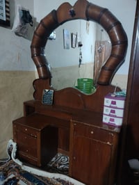 غرفه صاج قوي • ٦بيبان • ميز تواليت