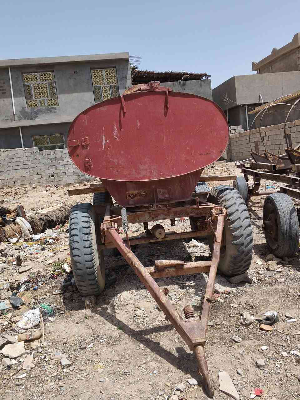 للبيع مقطوره رقم الهاتف***********
