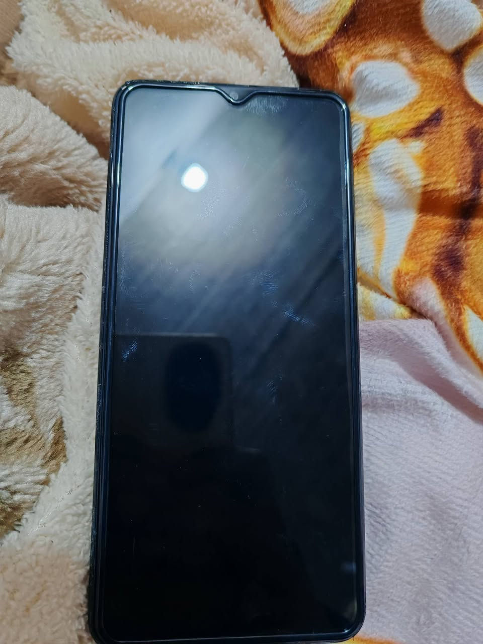 السلام عليكم موبايل للبيع ريلمي سي واحد 50جهاز مبدال شاشه اصليه ويرهم مراوس


**إذا كنت صاحب هذا الإعلان وتريد حذفه لأي سبب، رجاءا أرسل رسالة إلى الدعم الفني**