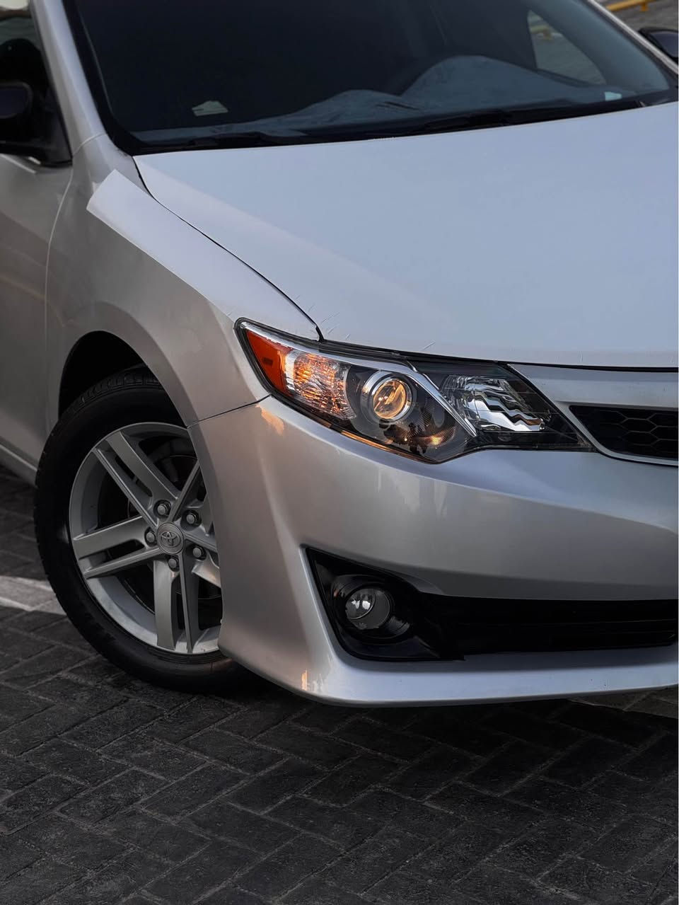 Toyota camry 2014 GL 
سيارة گير محرك شواصي بجم ورا كبس 
سيارة بيه 6 قطع ابيع حزام 
ماشية 240 الف 
علية 800$ غرامة 
خليجي شركة سردار 
سعر سيارة 99 ورقة قفل 
بيع مستعجل 
مكان اربيل 
واتساب *********** أربيل, العراق
