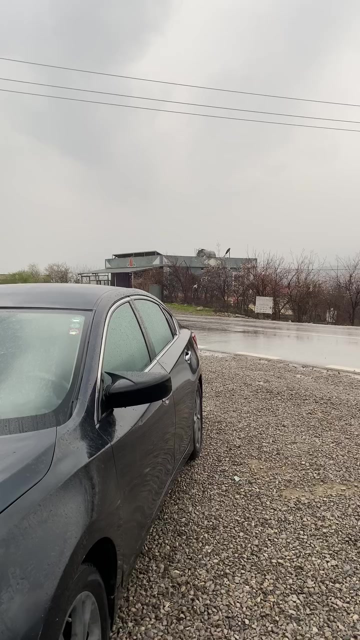 نیسان ئاڵتیما مۆدێل2017 sv 
پێنج پارچەو نیو بێناو  
کێڕوو مە کینە تەبرید و تەقەو ڕەقە 
بەشەڕت  
ژمارەی خاوەنی ***********
گۆڕینە وە ش هە یە 
ئە ڤە لۆن 2012-2011
بە کیا ستینگە ڕ 2016
