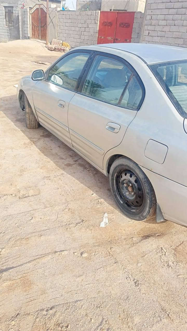 الإنتر 2005 مكينهه 2000 رقم مميز
سعر 60 وبيه مجال الرقم***********
