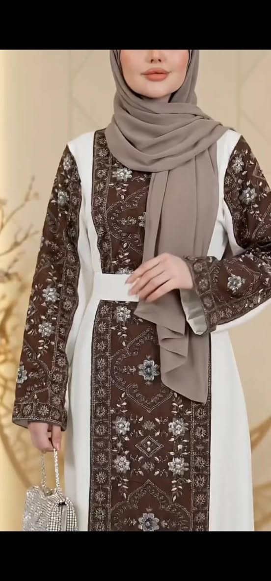 الاستفسار والحجز فقط واتساب+9647775744834
38 الى48
نيلي 42 الى48 
السعر 35
