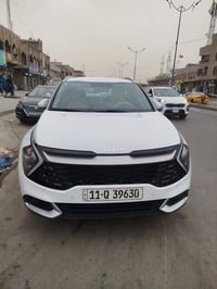 سبورتج للبيع موديل24 ماشيه 19سياره جديده مكفوله من شخط لمكان شارع الرب...