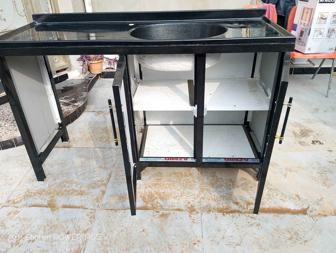 السلام عليكم متاح سنك ومكان غساله مثل ماوضح بل صورصارلي شهر من سويتي العنوان الفيلق السعر ١٠٠ ***********
