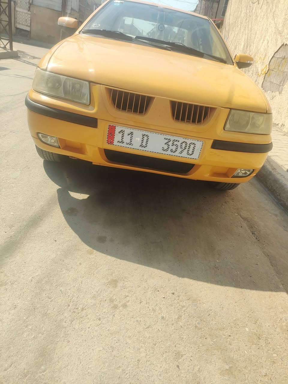 سلام عليكم سمند 11 بيه تعمير دوس ثنين وهلال واحد فقط سياره مصفره هيئه وغرامه والسنويه ال31  تخم تاير دوشمه جديده سياره نضيفه حيل أو احله من صوره السعر 40وبيه مجال حك جيه بغداد الشعب ***********
