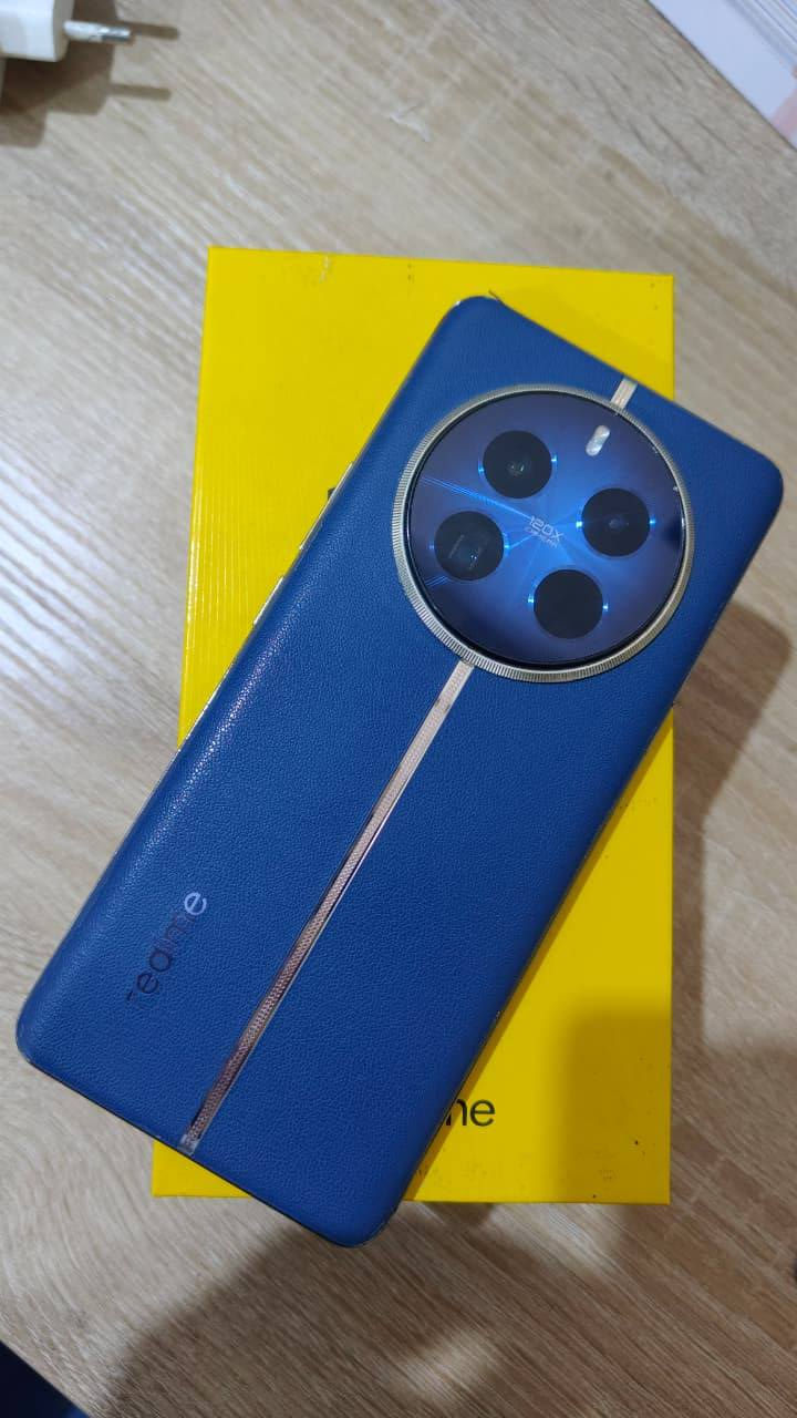 السلام عليكم جهاز ريلمي ريلمي12 برو بلص5G جهاز نضيف ومابدل بي اي شي شرط الفحص ذاكره 512 سعر 450 وبي مجال قليل بصره تنومه ***********
