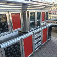 كاونتر المنيوم • مترين ونص • مستعمل نضيف