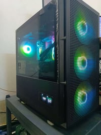 رايزن 9 7900X • جيجابايت AORUS 6700XT • 32GB DDR5 6400