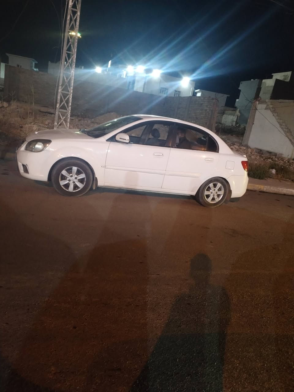 السلام عليكم كيا ريو رقم اربيل محرك1.6 فول اوتماتيك  اعتذر عن البيع معارض فقط بيها قطعتين شرط بدون اي داخل  ومعارض بدون فرق سويج بسويج انترى سوناتا افانتي
للاستفسار *********** بي واتس اب
