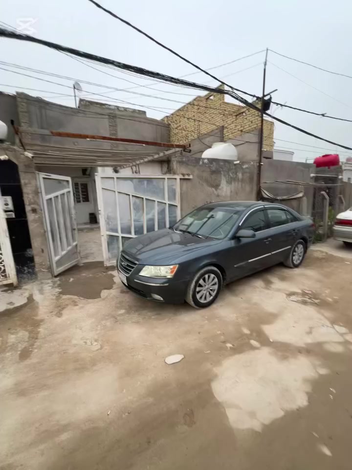 السلام عليكم 
بيت طابقين زراعي خامس بيت عن التبليط شارع الشيوخ
قرب سكلة رعد الحجامي
تفاصيل البيت 150 متر يحتوي على استقبال ومطبخ وصاله وغرفة نوم في الطابق الأرضي 
الطابق الثاني غرفتين وصاله 
السعر 65 وبي مجال للاستفسار اكثر ***********
