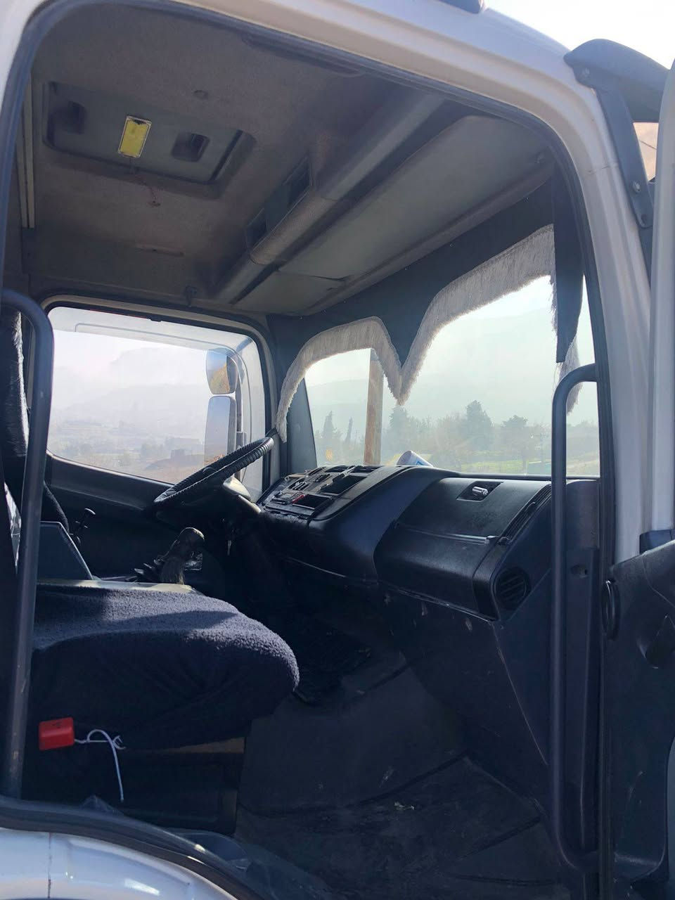 مارسیدز ئەتیکۆ مۆدێل 2001 کامل پێشی کراوە بە دەمعە سەنەوی تا 2030 تازەیە بۆدی تازەیە جام کارەباو هاڤو قفڵ ئەکسلو تەبرید پشتی وەرەقە زۆر جوانو پاکە ***********
***********
