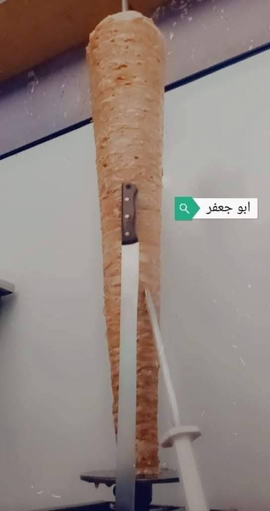 سلام عليكم خلفة شاورما دجاج ولحم قديم وخبره درجه اولى شكل وطعم وكافة الصلصات وعلى التيست بحاجه الى عمل سكني بغداد الشعب رقم ***********والتوفيق الدائم للجميع يارب متواجد خاص

