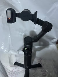 ستاند مانع الاهتزاز من شركة دي جي اي osmo mobile 7p السعر ١٦٥ وبيه مجا...