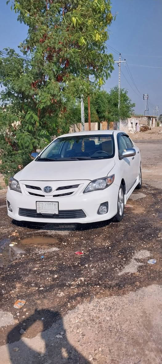 سلام عليكم كورله امريكي 2011بيها اربع قطع صبغ شرط بدون دواخل مكينه تنقص باقي السياره خير من الله تبريد وتتفئه شغال السعر 115وبيها مجال كلش بسيط سياره باسمي اي استفسار هذا رقم الهاتف ***********!!!!! ***********
