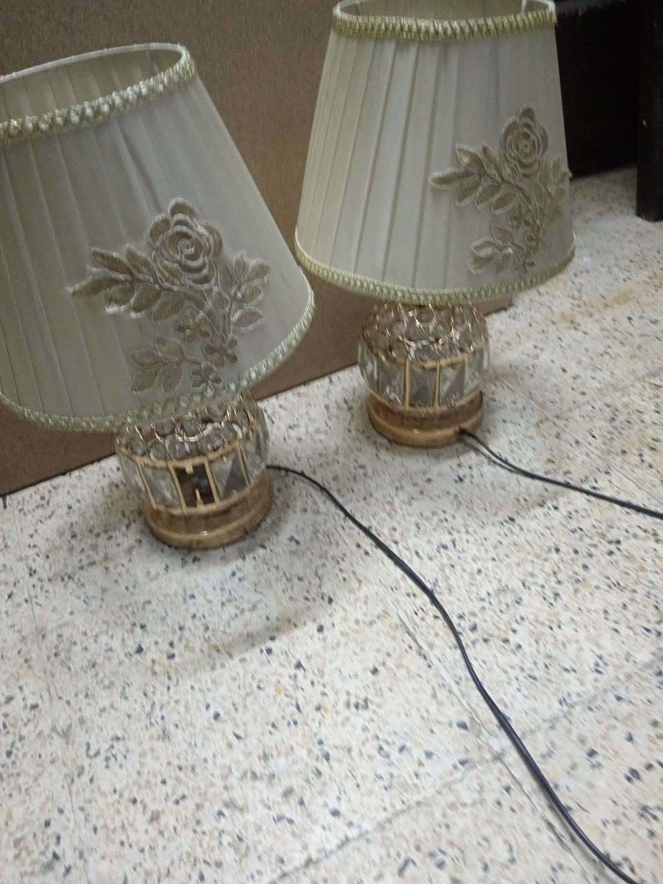 مجمدا السعر 50 شرط الشغل ثلاجه السعر 60 شرط الشغل براد ماي السعر 35شرط الشغل -دوشك تخت سفنج حيل نضيف وقوي السعر 30- تيب لب شرط النضافه السعر 20-غساله الغسل عاطل السعر 20-الشراي فقط يتصل ***********-*********** وادي حجر
