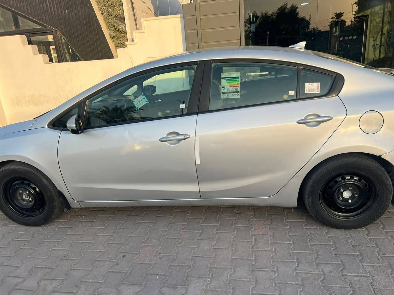 السلام عليكم
فورتي موديل 16 

بيها كلير. بلصفحتين بدون معجون بجم وضهر بلاد 

لا لغود ولا شواصي مكلف بلنشر مكانها بغداد شهداء البياع 

معروضه ب115 وبيها مجال انشاء الله 

رقم الهاتف : 

‭0770 345 0720‬
