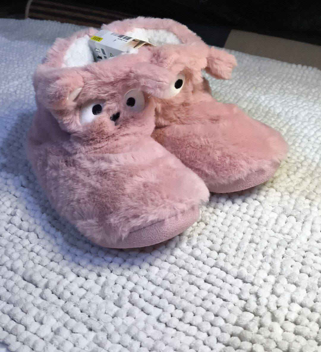 ملابس ليدل الماني مكس 
نسائي ورجالي واطفال 
***********
