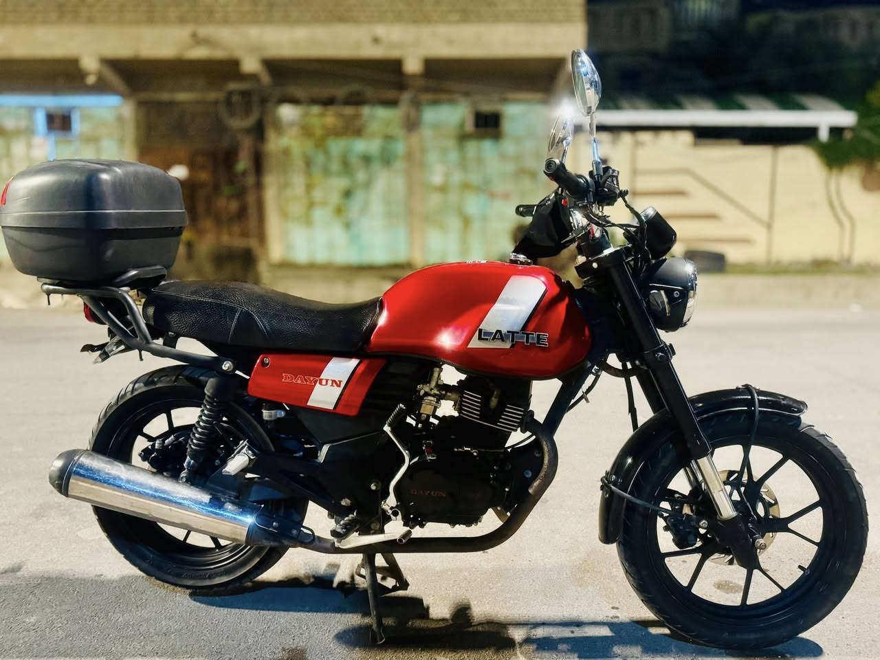 دراجه LATTEموديل22مرقم سنويه جاهزه وتحويل ثاني يوم و محدثه (23بل ويال كب)بدون حفر طالع ب23 وعندي ويلاته الستيل مليونين و50 وبيه مجال رقمي *********** متواجد من 7ليل الى 12ليل
