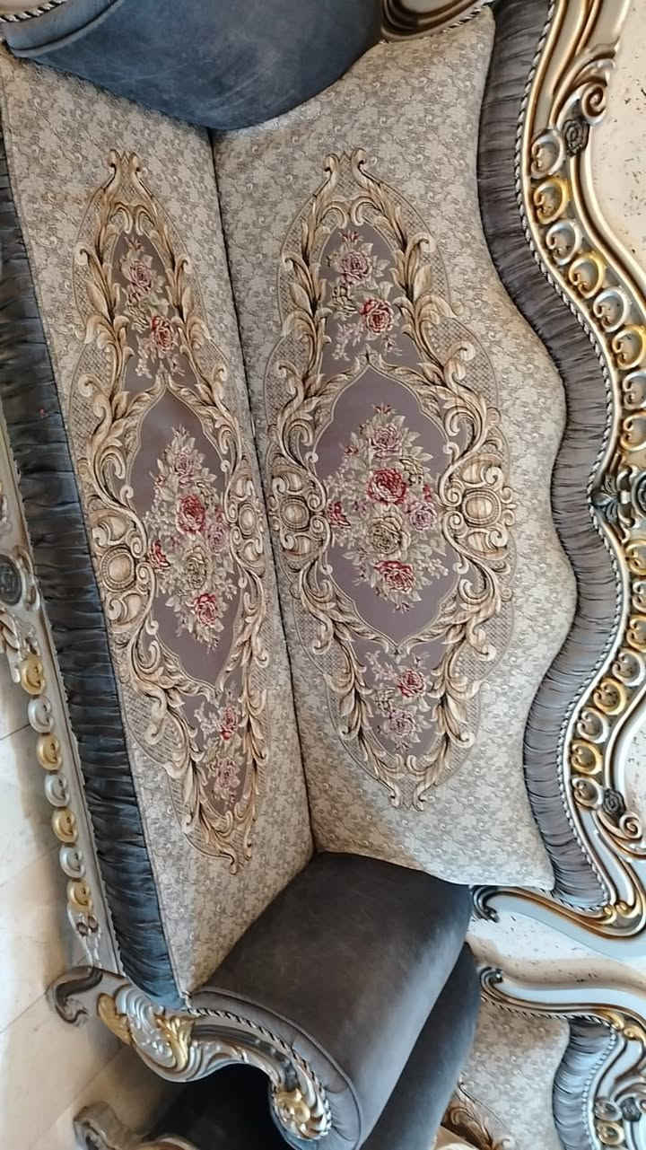 تخم للبيع السعر 500 وبي مجال المكان بغداد
للاستفسار 

***********
