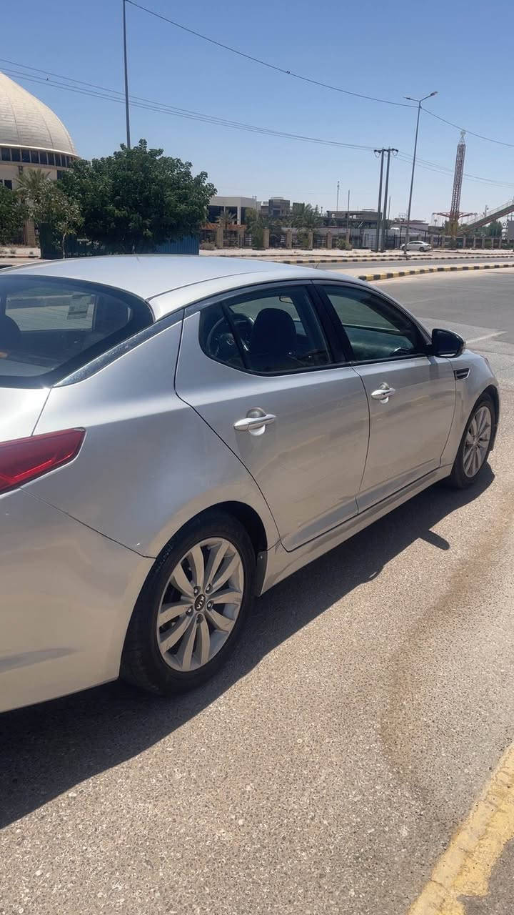 اوبتما وارد كوري ٢٠١١السيارة اتخبل كير محرك حدادية تربريد ثلج السيارة جاهزة علة اخر حباية السيارة بدون صبغ النجف, العراق


**إذا كنت صاحب هذا الإعلان وتريد حذفه لأي سبب، رجاءا أرسل رسالة إلى الدعم الفني**
