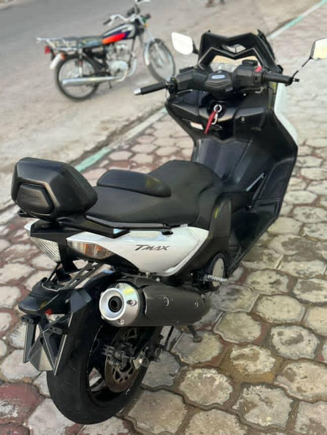 للبيع 2014 كفاله برغي ما مفتوح بل مكينه سعر ٣٨ وبيه مجال قليل مكاني واسط نعمانيه رقمي***********
