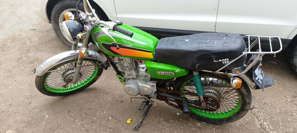 السلام عليكم شباب دراجه كلك للبيع ***********
