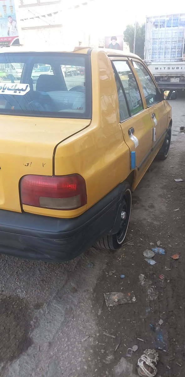 السلام عليكم شباب السياره سايبه موديل 15 السياره حلوه ونظيفه الماكينه بها خيط بخار جير جديد تخم تاير جديد حداديه جديده السياره فقط السنويه ضايعه وبيها بلاغ من صاحبها وصاحب السياره هم يسوي وكاله مكان السياره كربلاء حي العسكري قرب محطه امير الحفيري الاستفسار اتصل السياره بيها طخه بالخشم وبيها حار بالباب اللي ورا السائق***********
