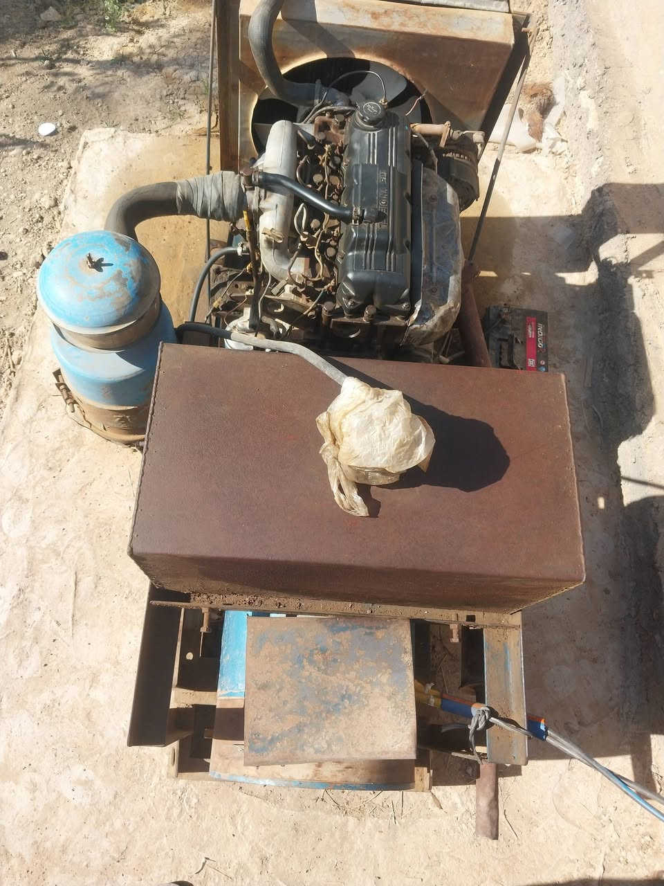 السلام عليكم 
مولده كيا 2700 مكينه لا بخار ولا تنقيص
30كيفي جاهزه شرط الشغل 
السعر13 ورقه وبيها مجال
اللاستفسار: ***********
