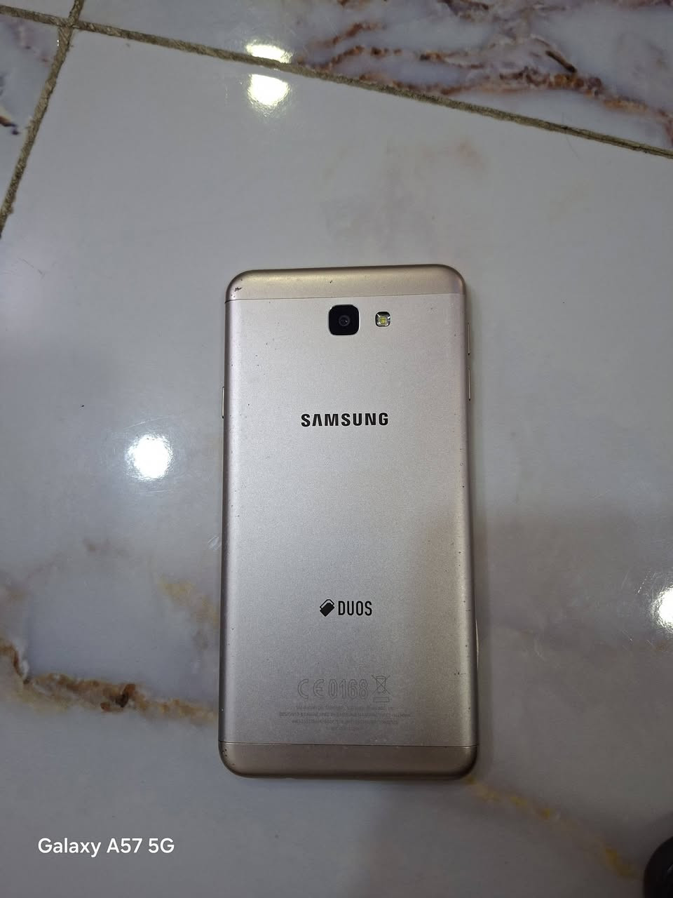 السلام عليكم j7 prime للبيع
نضيف يفيد للااطفال للتصفح بدون تصليح
السعر ٣٠ وبي مجال بغداد الشعب 
***********
