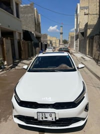 كيا k3 موديل 24 مكفولة كفالة عامة كلشي موضح بالصور  السعر / 140  مكانه...