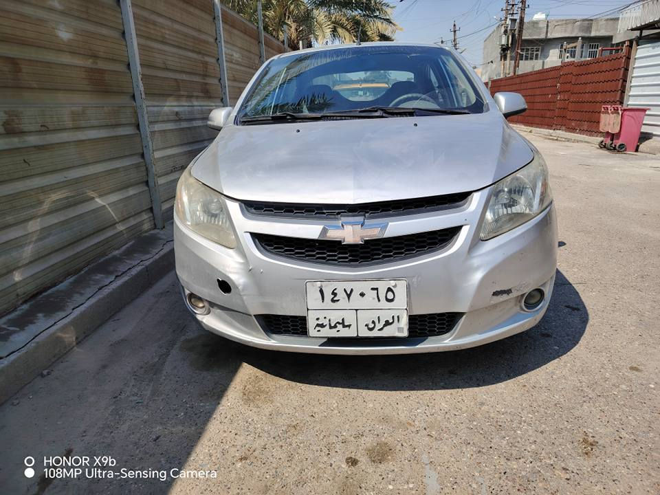 السلام عليكم، للبيع سيارة شيفروليت سايل موديل 2012، لون رصاصي. المواصفات: كير وماكينة وزنچيل بحالة ممتازة. تبريد وتدفئة شغالة. تخم إطارات جديد. باتري جديد. السيارة بلادية ورقمها سليمانية. صاحبها كردي ويريد تحويل. السيارة كاملة ولا يوجد بها أي نقص. تم تبديل ديسكات وفلنجات جديدة قبل أيام. السعر: 58 وبيها مجال أو مرواس حسب القناعة. للتواصل: *********** الموقع: بغداد، الزعفرانية، شارع البطل. بغداد, العراق
